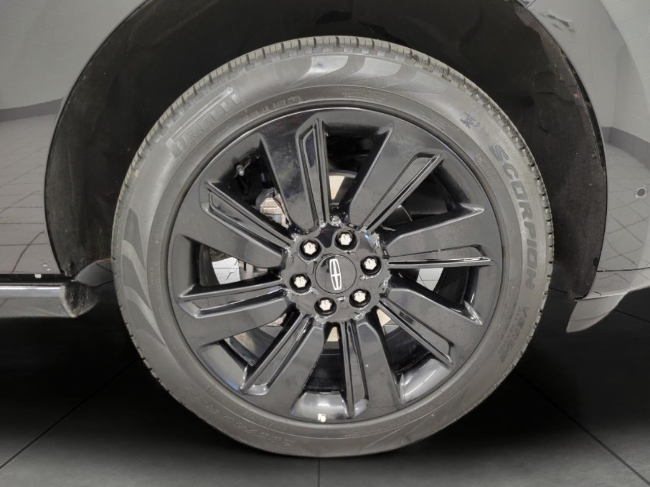 2024 Lincoln Navigator L RESERVE 4X4 ** LUXURY PACKAGE ** MONOCHROMATIC PACKAGE **