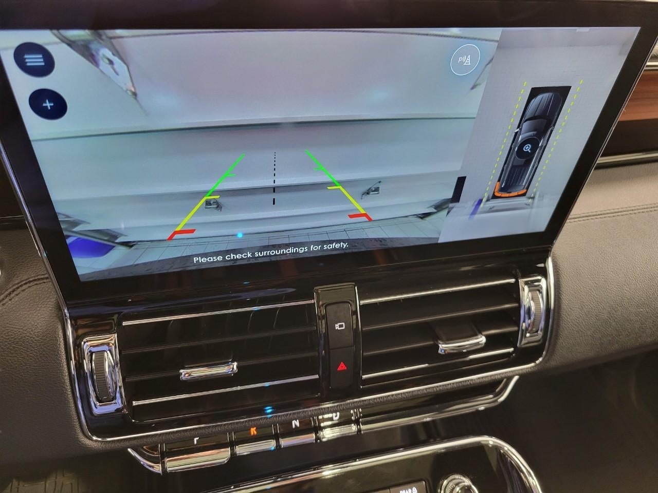 2024 Lincoln Navigator L RESERVE 4X4 ** LUXERY PACKAGE ** MONOCHROMATIC PACKAGE ** PANROAMIC SUNROOF **