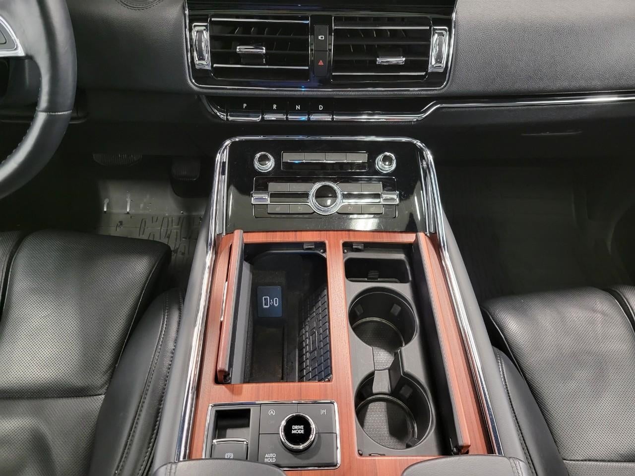 2024 Lincoln Navigator L RESERVE 4X4 ** LUXERY PACKAGE ** MONOCHROMATIC PACKAGE ** PANROAMIC SUNROOF **