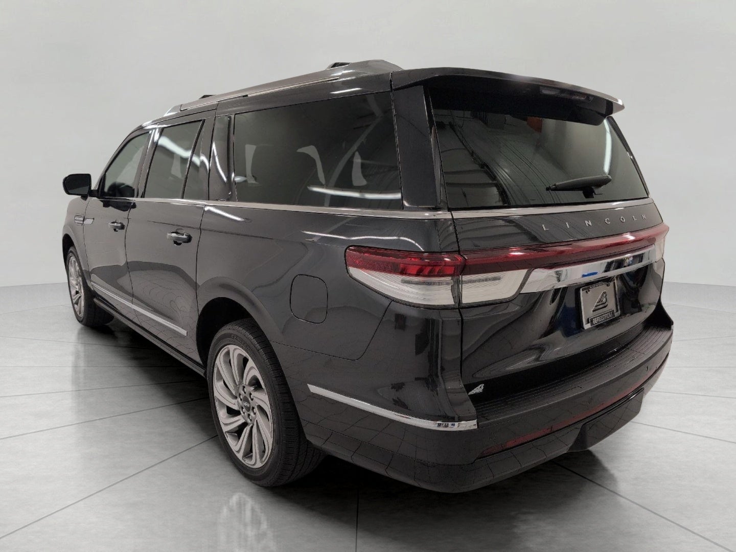 2023 Lincoln Navigator L Reserve 4x4