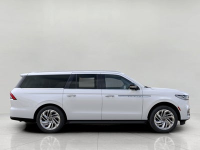 2027 Lincoln Navigator L Premiere 4x4