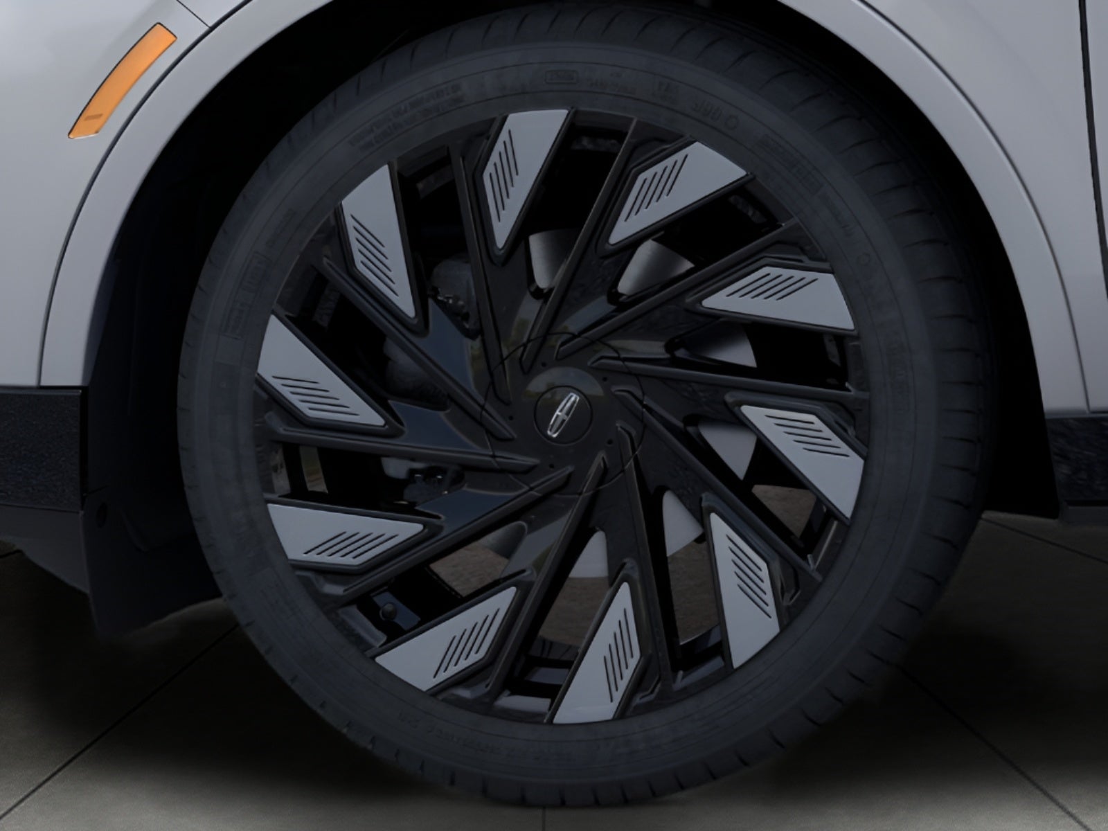2026 Lincoln Nautilus Reserve AWD