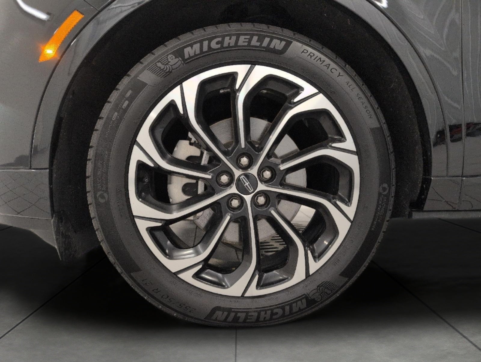 2025 Lincoln Nautilus Reserve AWD