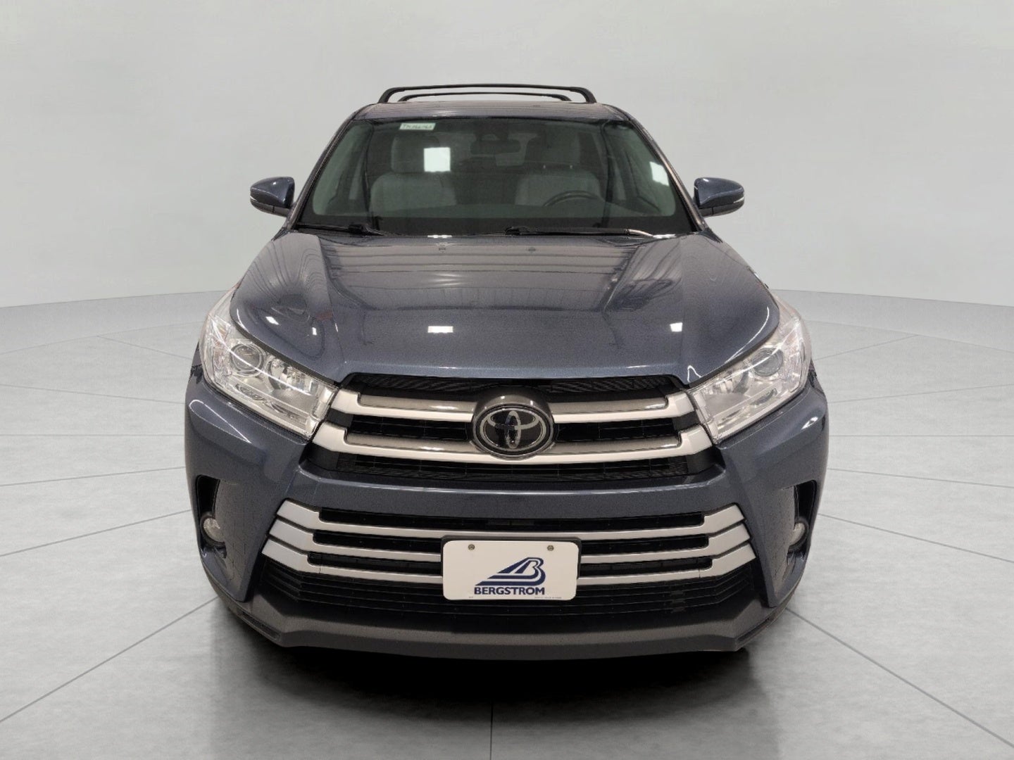 2017 Toyota Highlander LE Plus V6 AWD