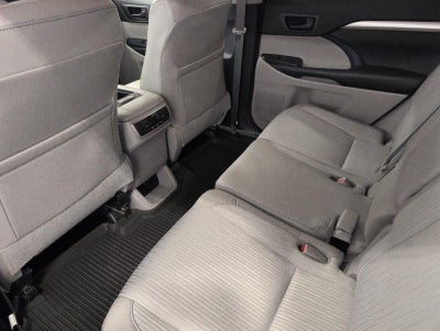 2017 Toyota Highlander LE Plus V6 AWD
