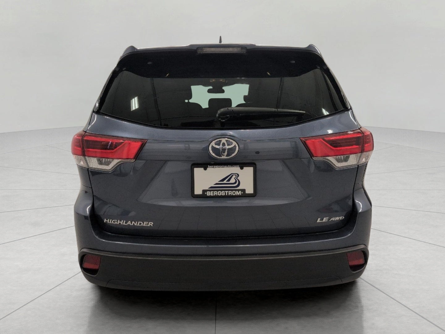 2017 Toyota Highlander LE Plus V6 AWD