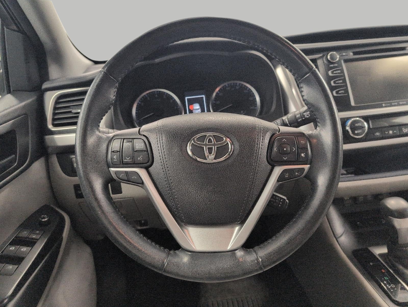 2017 Toyota Highlander LE Plus V6 AWD