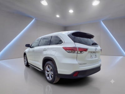 2014 Toyota Highlander AWD 4dr V6 XLE