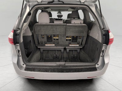 2018 Toyota Sienna XLE FWD 8-Passenger