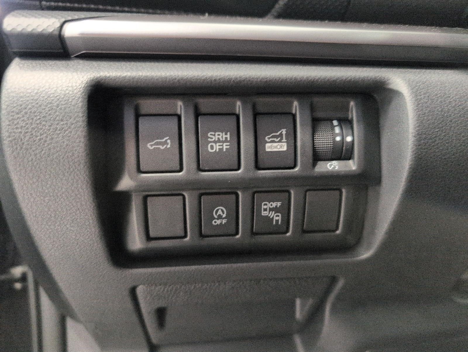 2023 Subaru Forester Premium CVT