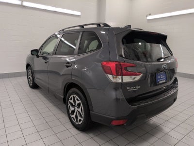 2023 Subaru Forester Premium CVT
