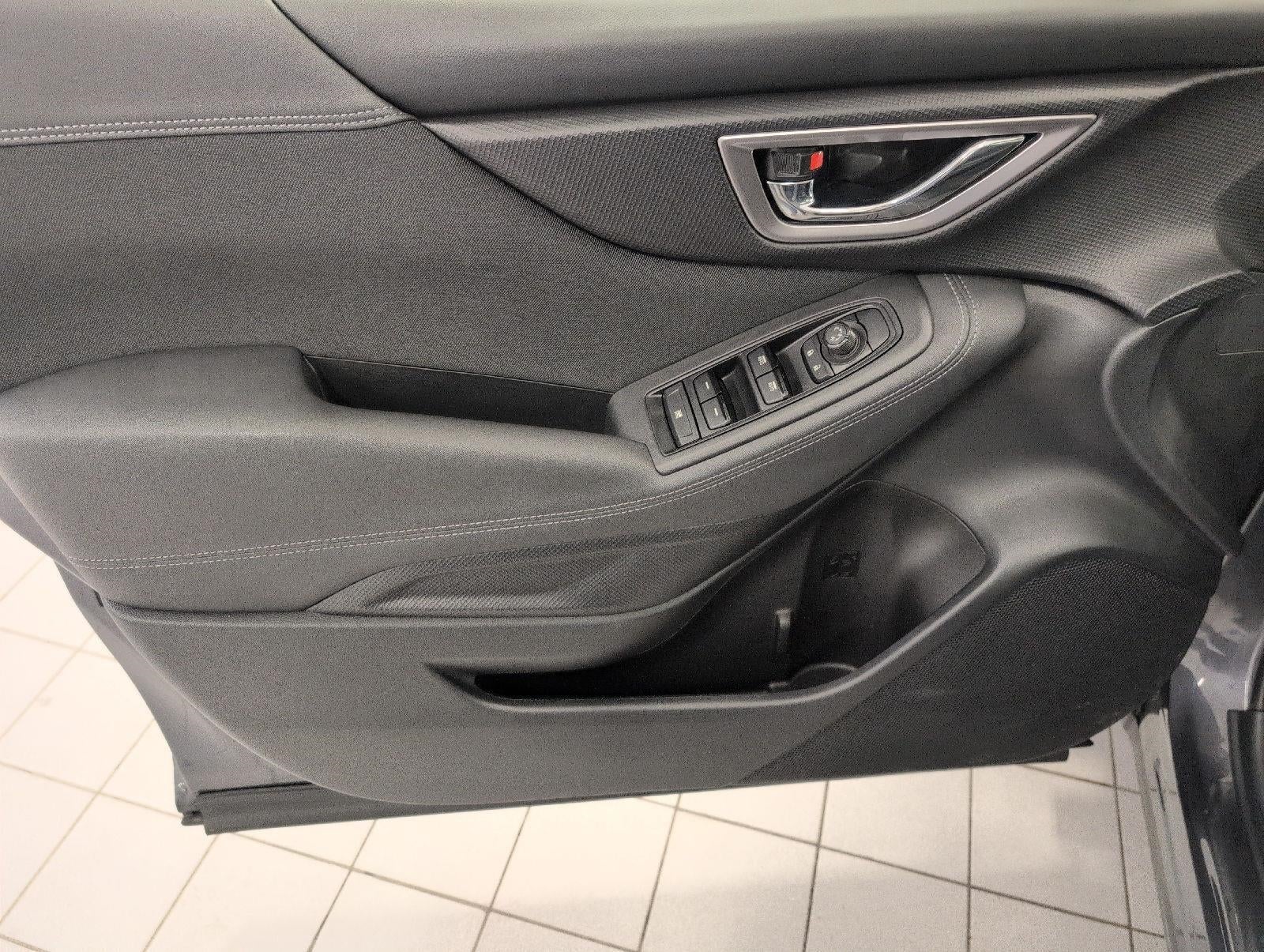 2023 Subaru Forester Premium CVT