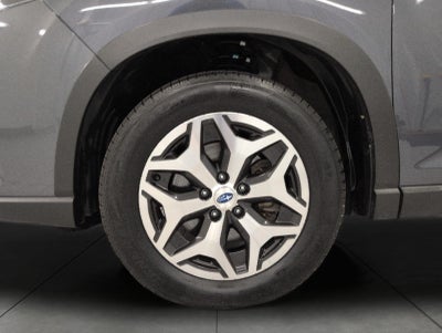 2023 Subaru Forester Premium CVT