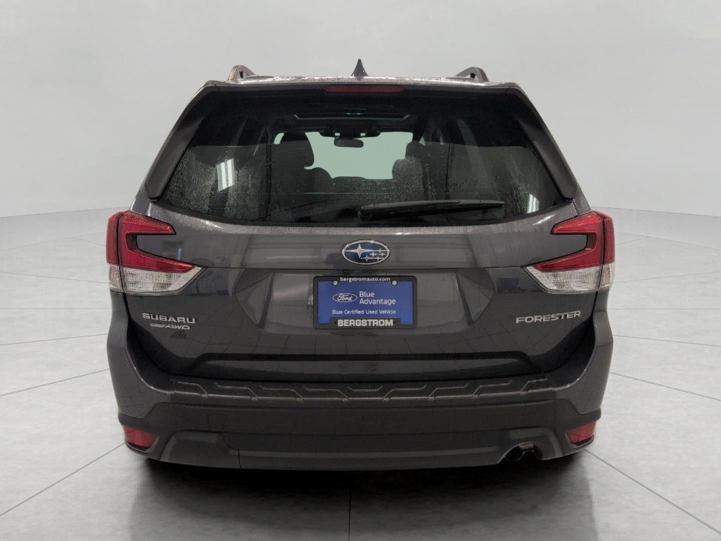 2023 Subaru Forester Premium CVT