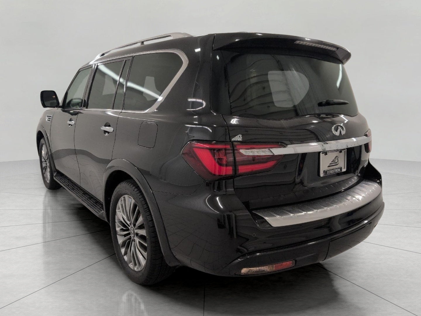 2019 INFINITI QX80 LUXE AWD