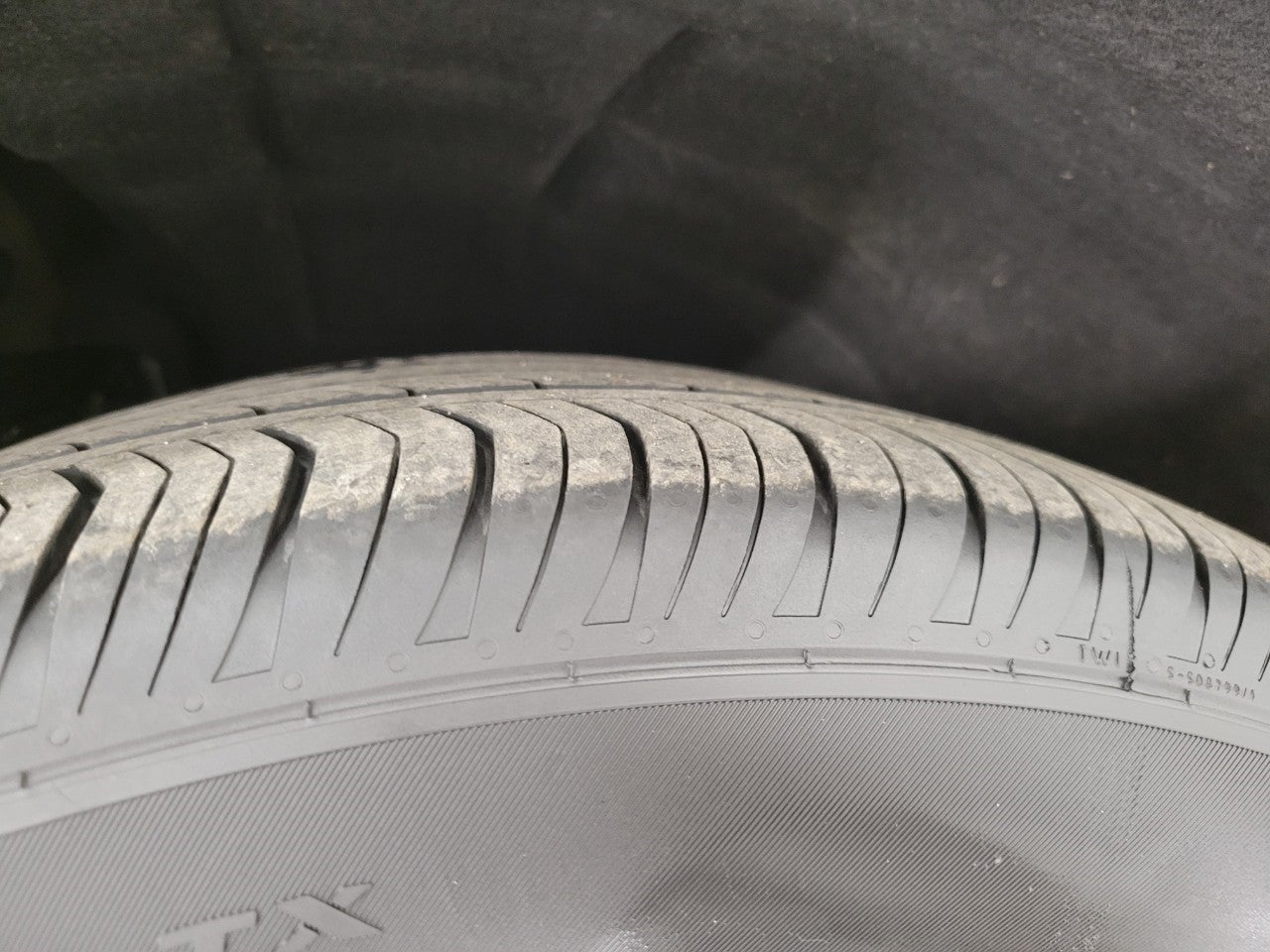 2023 Buick Envision FWD 4dr Essence