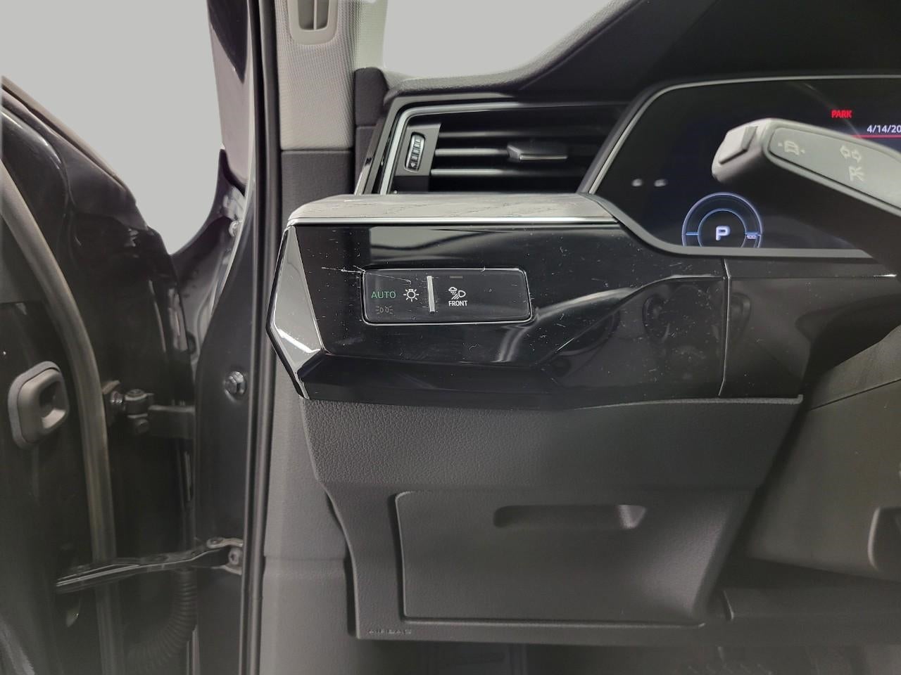 2021 Audi e-tron Premium Plus quattro