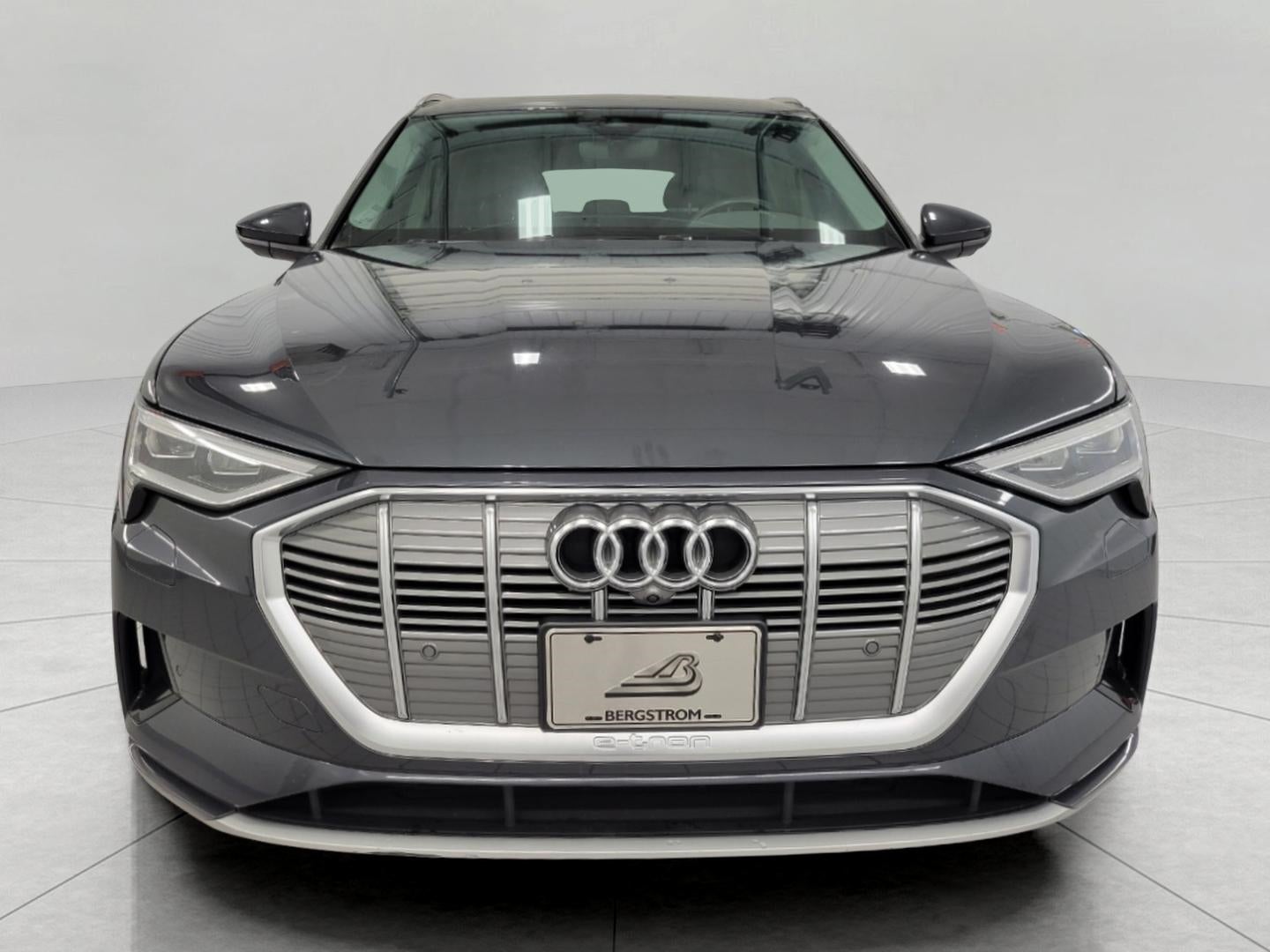 2021 Audi e-tron Premium Plus quattro