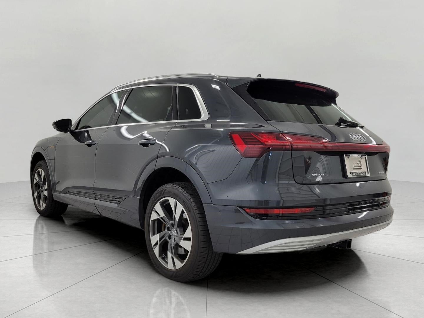 2021 Audi e-tron Premium Plus quattro