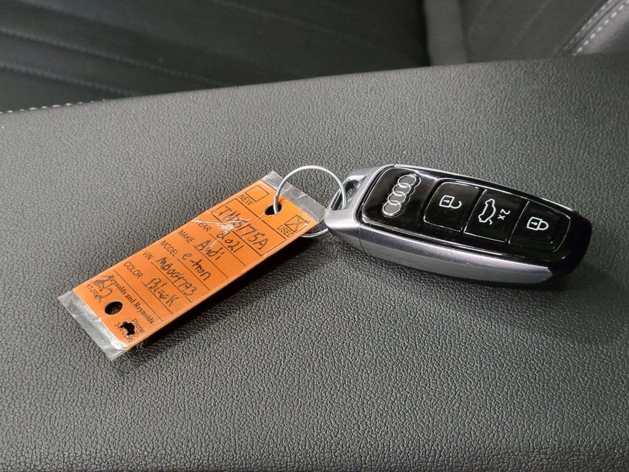 2021 Audi e-tron Premium Plus quattro