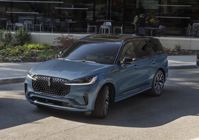 A 2026 Lincoln Black Label™ Aviator® SUV is shown with the available Special Edition Package. | Bergstrom Lincoln of Neenah in Neenah WI