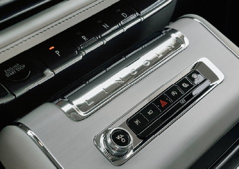 The piano key gear selector of a 2027 Lincoln Aviator® Back Label™ SUV. | Bergstrom Lincoln of Neenah in Neenah WI